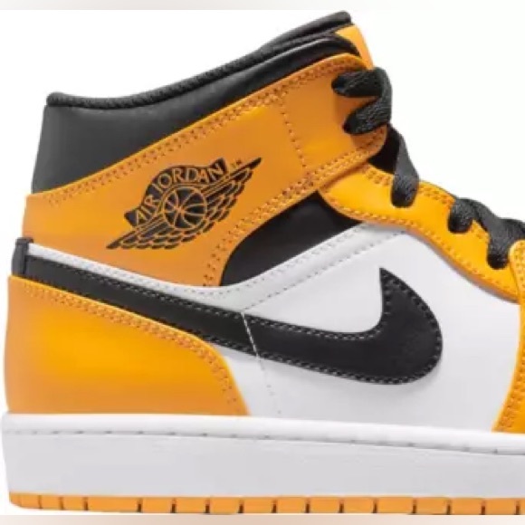 Air Jordan 1 Mid Shoes in TAXI/BLACK Combo 💛🖤 - Picture 14 of 14